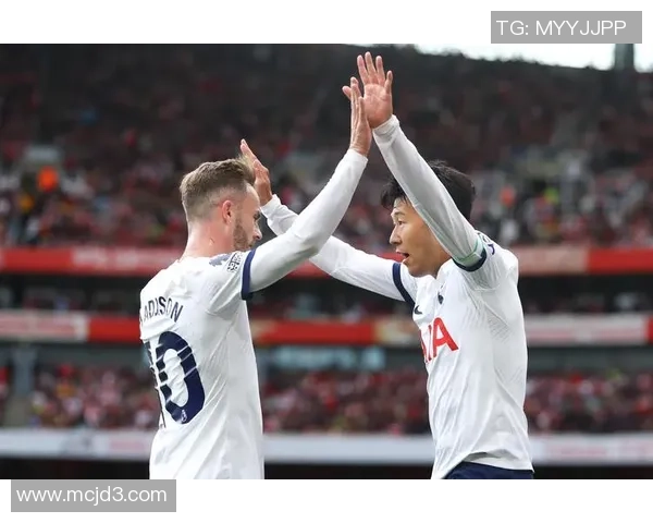 曼城与热刺激战正酣谁能在英超赛场上笑到最后